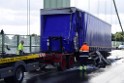 Schwerer LKW VU PKlemm A 4 Rich Olpe auf der Rodenkirchener Bruecke P451